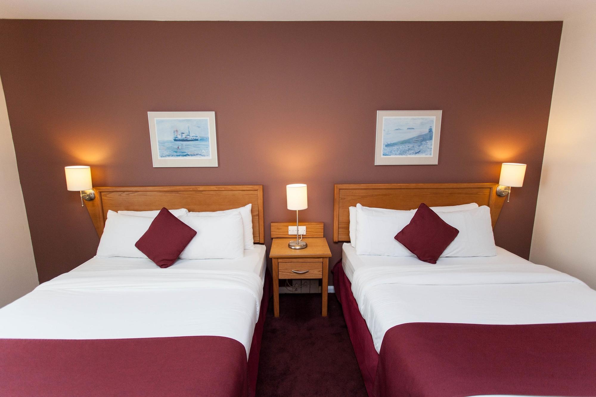 Future Bay 4* Cardiff
