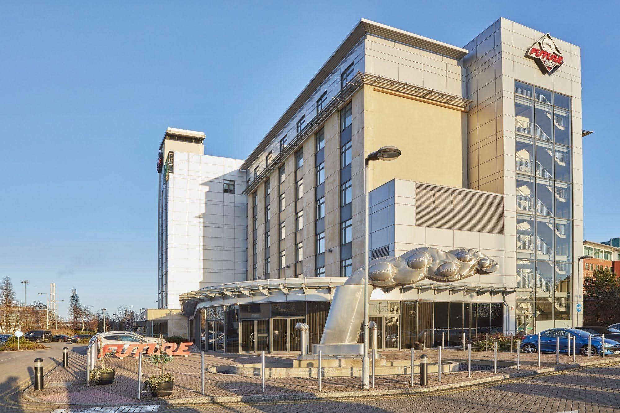 Hotel Future Bay Cardiff